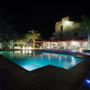 location per cerimonie con piscina e giardino a mondragone