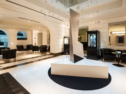 luxury hotel in rome near piazza del popolo